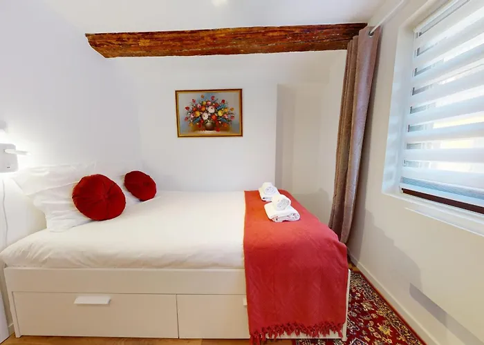 Apartment La Renaissance Moderne